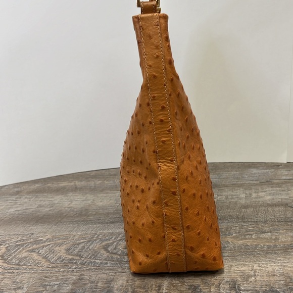 SOLD IN STORE Tanner Made in Italy Genuine Leather Embossed Shoulder Bag - Picture 2 of 16